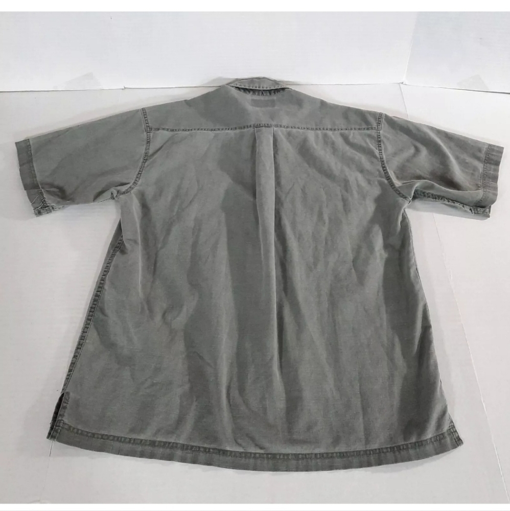 World Island Chambray SS Button Down Shirt Flap Pockets Men L Gray Made in UAE - Picture 4 of 4